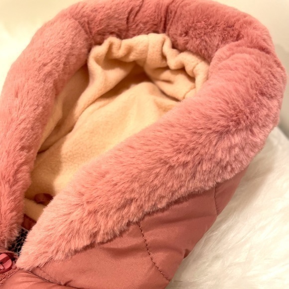 KENZIE | Faux Fur Trim Wave Puffer Jacket Size 18 mo - Picture 4 of 7